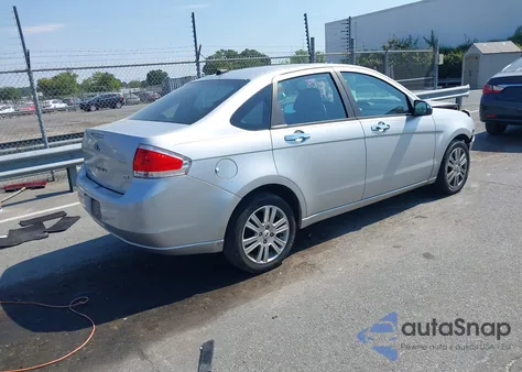 2010 Ford Focus Sel z USA, uszkodzony, nr VIN 1FAHP3HN0AW169245